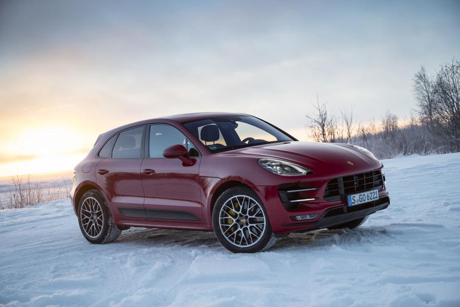  Porsche Macan Turbo Performance Package 2016 года  (фото 8 из 25)